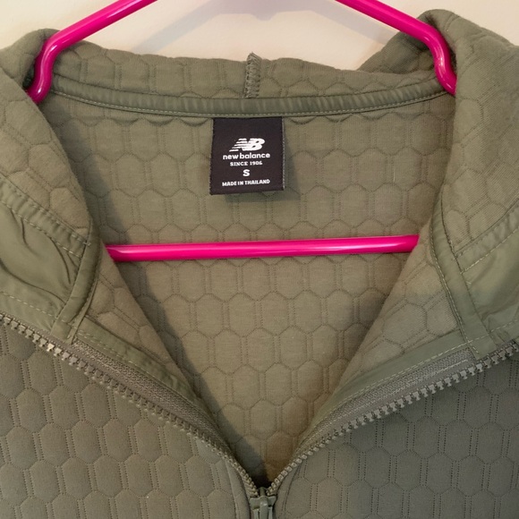 New Balance Women’s Heat Loft Jacket Green size Small - Picture 2 of 5
